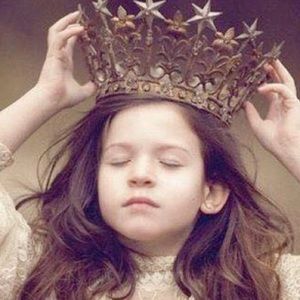 Meet your Posher, Lorraine